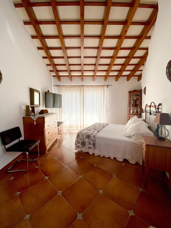 Villa Victoria Sa Caleta Bagian luar foto