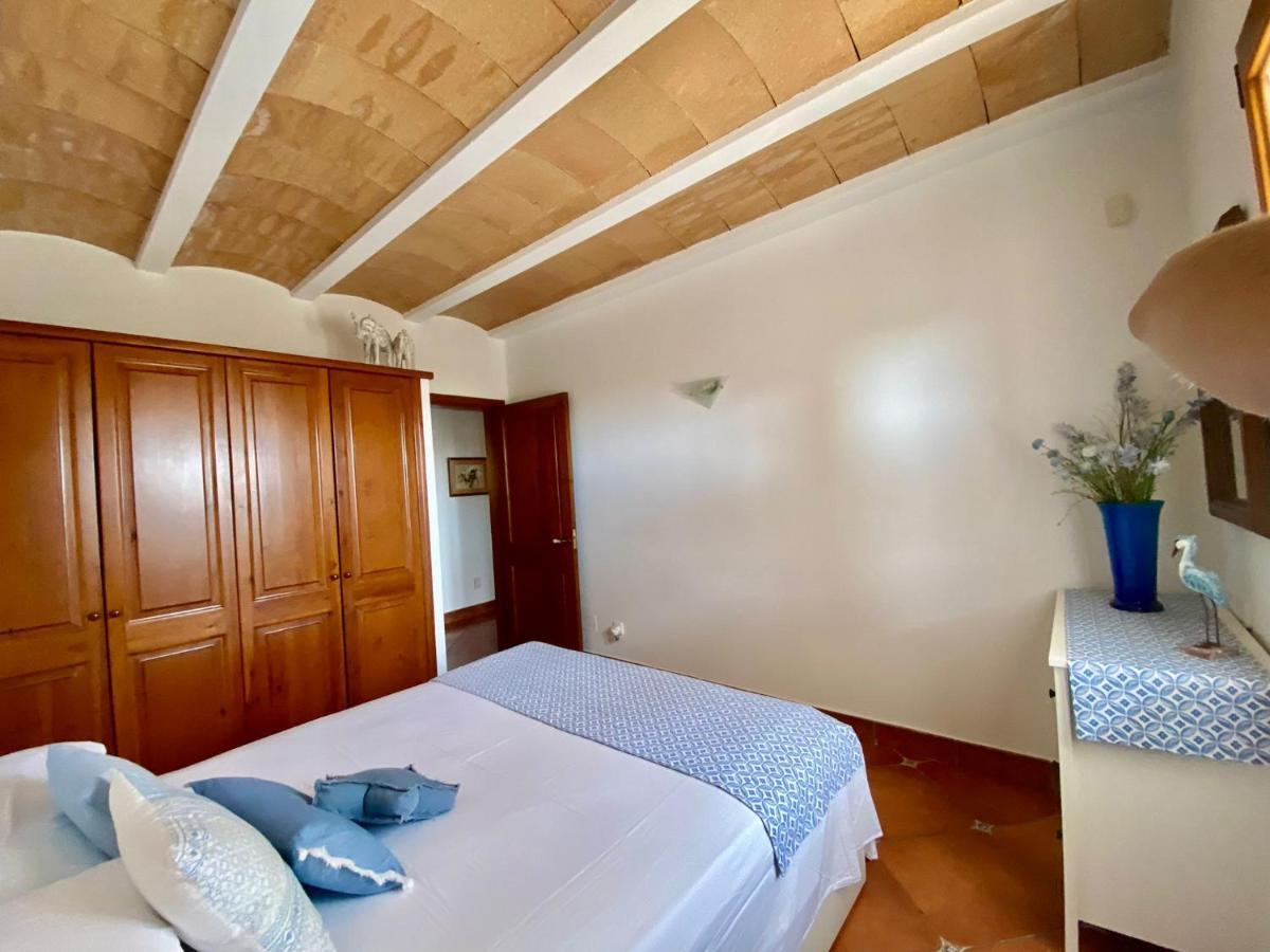 Villa Victoria Sa Caleta Bagian luar foto