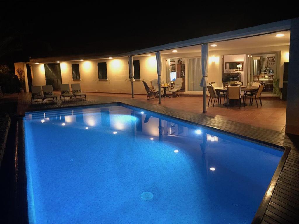 Villa Victoria Sa Caleta Bagian luar foto